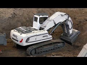 Liebherr 960 SME Front Shovel loads MAN TGA