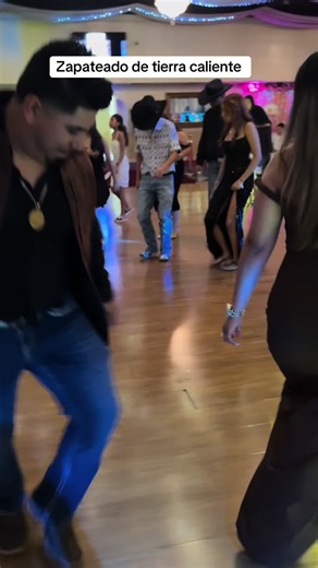 Zapateado de Tierra Caliente: Guatemala's Traditional Dance