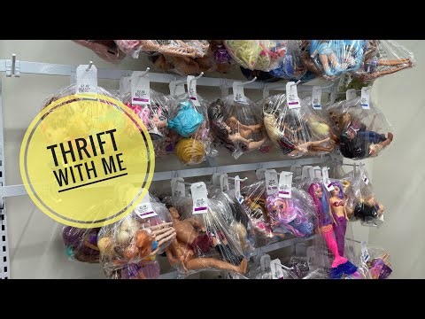 Thrift with me doll thrifting hunting Barbie in box lots of LOL OMG vintage dolls