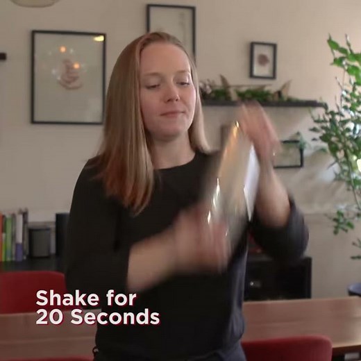 Rum Kola Sour - How to Seal and Break Boston-Style Shaker Tins