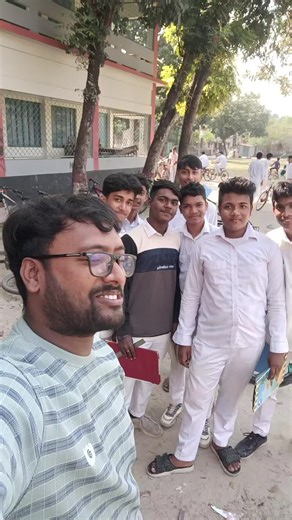 Compulsory English Classes at Hamidullah School