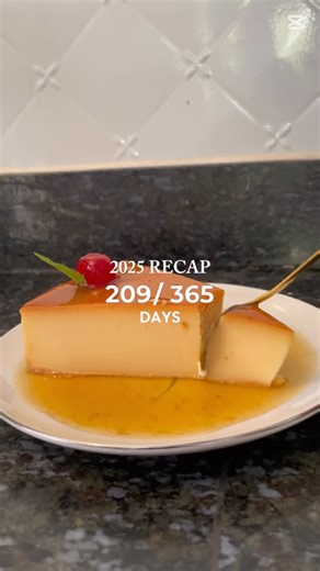 @didisbakeryrd on Instagram: "Un pequeño recorrido por algunos de los postres que creamos este año ✨ Cada uno hecho con dedicación, amor y muchas ganas de seguir creciendo. Gracias a quienes han sido parte de este dulce camino 🤍🍰"