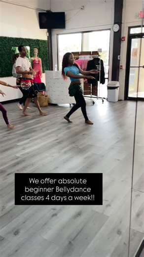 This is your sign to try a belly dance class Atlanta! We offer beginner classes 4️⃣ days a week! Link in bio to register 📲 | Atlanta Fusion Belly Dance