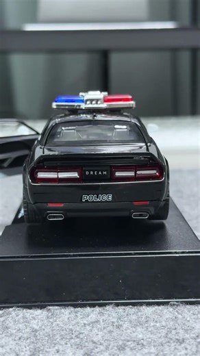 Alloy 1/32 Dodge Hellcat SRT Model Car