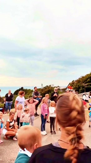 🥳💜 THANK YOU! 💜🥳 A tiny snapshot of all the fun we had with you in 2023! 🎥 What were your highlights of 2023? We'd love to see your photos and videos in the comments 🤩 The team here at Blackgang Chine wants to wish you all the most WONDERFUL Christmases filled with magic and memories! And we can't wait to see you next year! 💜 We're eternally grateful that you chose to spend precious family time with us. 👨‍👩‍👧‍👦 🥰 See you next year! 🎉 #2023Recap #MagicalMemories #ThankYou #Grateful #