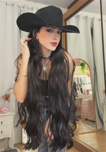 Ref do look 🔎 Calça SHEIN ID: 35S8224 Corset SHEIN ID: VCYFU4U Colar ID: 37067652 #look #country