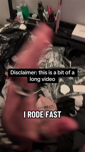 Go and check @Beamer💜 out. And a massive thank you to @Isa for giving me this oppertunity to make this video. I love you guys so much. ❤️ #alt #bikerboy #goth #booktok #biker