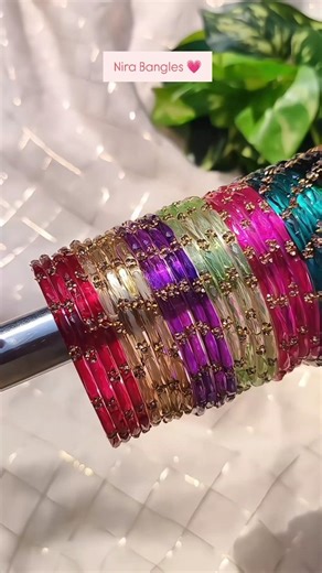 𝐍𝐢𝐥𝐚 𝐁𝐲 𝐍𝐢𝐯𝐞𝐭𝐡𝐚 𝐁𝐨𝐨𝐩𝐚𝐭𝐡𝐢 - Silk Thread Bangles | Glass Bangles | Model Name : NIRA Size 2.4 2.6 2.8 #raindrops #nilagroups #glassbangles #glassbanglesfromindia #glassbangle #glassbanglesonline #bangles... | Instagram
