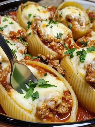 1.4K views | CREAMY RICOTTA BEEF STUFFED SHELLS PASTA  ...