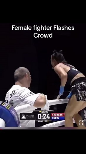 BKFC fighter Tai Emery Flashes crowd in Thailand #ufc #fypシ #conormcgregor #thailand #mma #viral #gym