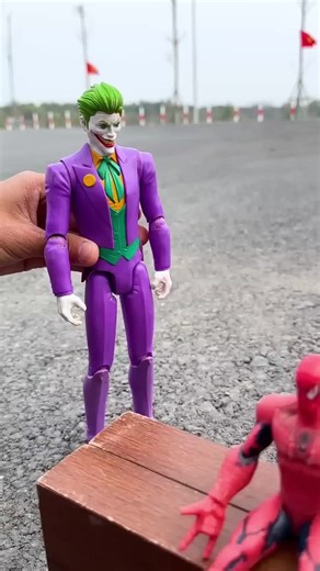 Spider-Man vs Hulk Cartoon Challenge for Kids