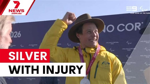 Ben Tudhope wins silver with dislocated shoulder