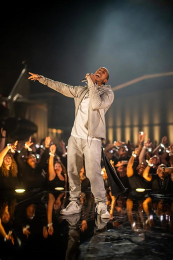 Who sings the 'Monday Night Football' song? 2026 MNF performers