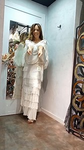 1.8K views · 84 reactions | Conjuntos de seda... y presume de estilo♥️✨ Información y Pedidos: Web: https://chicandnice.es/  Whatsapp: 605014682  Tfno: 958522454 Grupo privado: "Yo también soy Chic-adicta"  https://www.facebook.com/groups/341904461087243/?ref=share | Chic & Nice Moda | Facebook