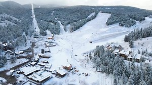 ❄️ Winter Wonderland Alert ❄️ 🌨️ Angel Fire has been transformed into a snowy paradise with 4" of fresh snow blanketing the mountain. We're so excited for the upcoming season! Don't forget that this weekend - Black Friday through Cyber Monday is the ONLY time you can purchase our 4-Pack Passes and save over 20% off four individual lift tickets. | Angel Fire Resort
