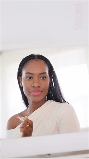 Octavia B on Instagram: "She’s glossy, she’s hydrating, and she understood the assignment. The new JuicyTreat from @lancomeofficial is the multitasking gloss-serum moment my lips didn’t know they needed. #LancomePartner #LancomeMakeup #JuicyTreat"