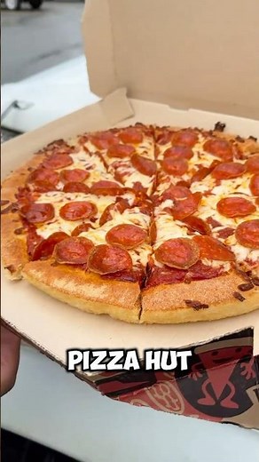 Why Italians Don’t Eat Pizza Hut #pizzahut