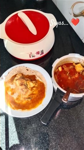 കഴിച്ചോ #breakfast #chappathi #chiken #healthy #food #youtubeshorts #siyaskitchen