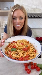 804K views · 4K reactions | Drop "spaghetti" below for the FULL recipe! Spaghetti Margherita  Fresh tomatoes, basil, and mozzarella come together for the easiest weeknight pasta. #spaghettimargherita #pastadinner #easyfamilymeals #quickweeknightdinner #simpleingredients #italianrecipes #homemadepasta #freshflavors #meatlessmonday #weeknightmeals #easyrecipes #comfortfood #familyfavorites #pastanight #dinnerideas | The Recipe Critic | Facebook