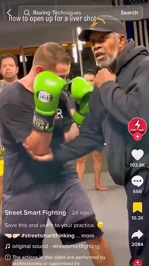 Seen this one going viral so thought we’d have our take 😮‍💨🤷🏻‍♂️ #boxingtraining #boxing #fypシ #ufc #mixedmarti | Mr Boxing