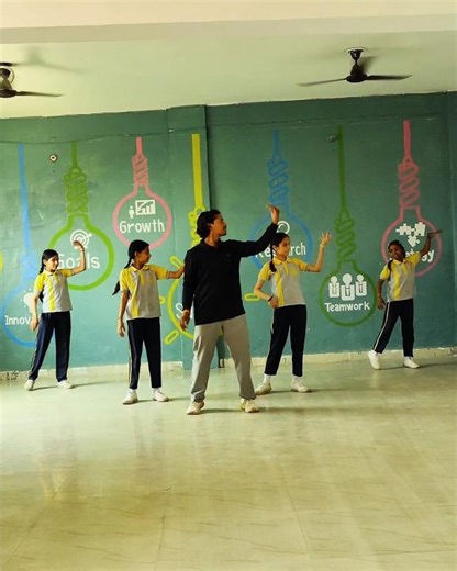 Le Ja Le Ja Re | Mujhse Dur Kahin Na Ja #shortsfeed #shorts ‪@apdance_academy‬