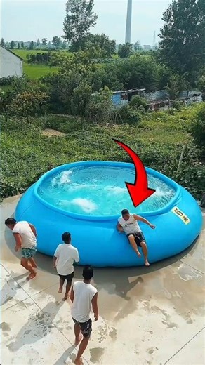 “पापा ने Goa जाने के पैसे नहीं दिए… लड़कों ने घर पर ही बना लिया Mini Goa! 😱🏊‍♂️#alightmotion