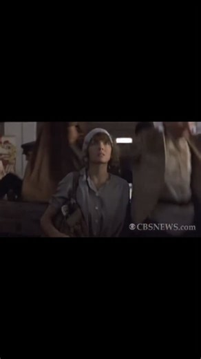 I LOVED Diane Keaton and was thrilled to interview her, including this time, about her role as an anchor in “Morning Glory”. She was so fun and funny and sweet and charming and zany and vibrant. I can’t believe she’ll no longer be gracing our lives with her enormous talent and charm. 💔 | Katie Couric