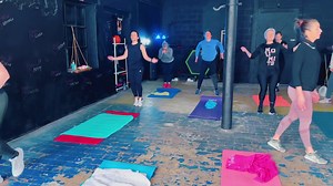 11K views · 178 reactions |  CROSS TRAINING  Bravo les filles  => Le samedi matin à 10h  Bientôt à Chatelet  #fitnessmotivation #clubdesportfeminin #crosstraining | LP Coaching Lora | Facebook