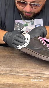 Travis Scott Marshmallow Cream Shoe Cleaning with Shoelada