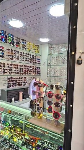 gafas de sol y monturas para lentes formulados