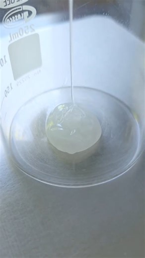 MakingCosmetics on Instagram: "PEG-40 Hydrogenated Castor Oil Multifunctional agent that can be used as emulsifier, surfactant and solubilizer. Universally applicable, especially in liquid soaps, lotions, body washes, shower gels, hair shampoos, facial cleansers, bubble baths, decorative cosmetics. www.makingcosmetics.com"