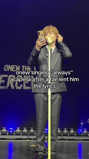 Onew Acapella Performance in New York