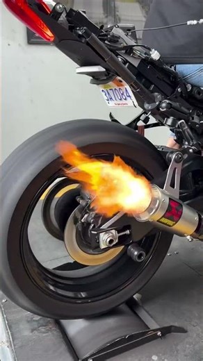 Suzuki GSXR1000 sound test: hear the power #asmrsounds #motorcycle