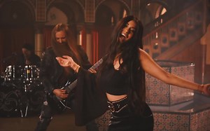 德国女主唱交响金属乐队XANDRIA - Reborn (Official Video)