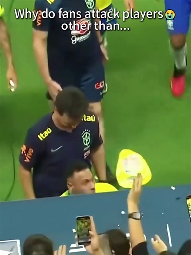 Why do they act this way?😭 But he’s different.#Messi#worldcup #fyp #soccer #tiktokcampaign
