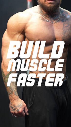 Slow reps = Fast results📈 Time under tension is KING for building muscle mass. You should be aiming to create the most time under tension possible by staying in the set for as long as you can. Stop rushing your sets❌ Use tempos within each and every rep to ensure you are moving the weight at the right pace and creating maximum time under tension for MAXIMUM muscle gain🦍 | Prime Physiques