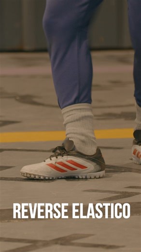 Your foot Shape when doing different type if elasticos! Instep elastico, or reverse elastico Normal elastico And Tripple elastico #soccer #reels #turorial #soccertraining | UnderGround Soccer
