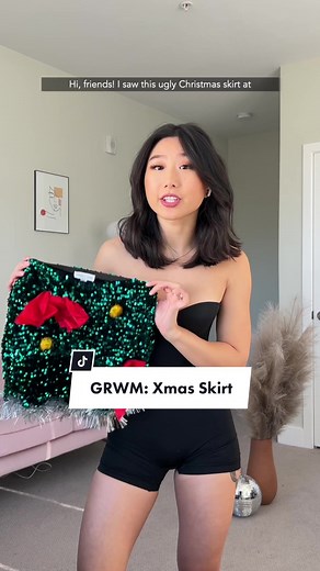 Would you dare to wear this skirt? 🎁🎄✨ It’s so gaudy, I somehow love it 🫶 OUTFIT ON MY LTK ‼️ #grwm #fashiontok #gdwm #styletips #holidayoutfit #sequindress #ootd #winterfit