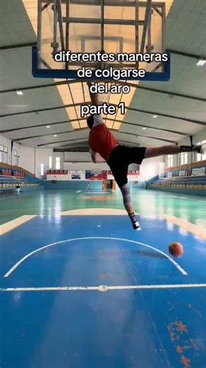 Joan Bosch Elite Coaching on Instagram: "Como sumar aún más aura después de un dunk #baloncesto #ballislife #dunk"