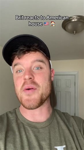 British 🇬🇧 vs 🇺🇸 American homes…😳 | The Accent Guy