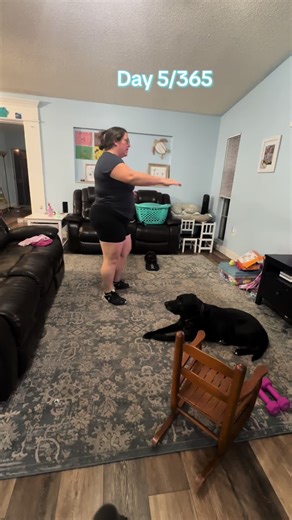 Day 5 of my New Years Resolution to move my body every day. Today I did a Grow with Jo video and boy did it make me sore! Are you in this with me? Let’s move our bodies every day! #moveyourbody #fitnessgoal #newyearsresolution #sahm