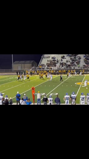 🚨Prospect Profile🚨 Mark Tullous of Peaster Texas 6’2 • 185lbs Safety/Wr Season Stats Through 9 Games: Offense: 6 catches 185 yards 4 td Defense: 33 solo 46 assist 79 total 4 tfl 3 int 1 pb for safety | Coaches Corner
