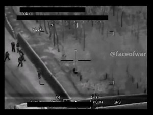 Archive footage of near-hand-to-hand combat between a Daesh militant and the US "Green Berets" in Afghanistan