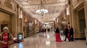 Walking tour of the elegant and historic Millennium Biltmore in Downtown Los Angeles. Steeped in Hollywood glamour and elegance, The Biltmore Los Angeles is ready for its close-up. Known as “the host of the coast” since 1923, The Biltmore’s legacy and historic panache comes to life . The home of Hollywood glamour, the historic LA hotel has been the choice of celebrities, presidents and dignitaries, and the backdrop of countless movies and TV shows. The architectural firm Schultze & Weaver design