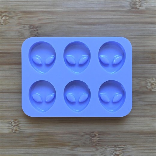 1.5 Inch Alien Silicone Mold - Etsy UK