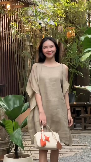 Cô ấy biết rằng mình toả sáng trong chiếc váy linen tơ của Onme. | OnmeLocal