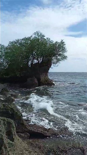 beach with natural pools HULUWA BEACH