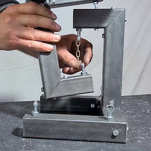 2.1M views · 14K reactions | No need for welding to make this table float  | MetDaan DIY | Facebook