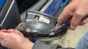 拾LED Turn Signal Light Side Mirror Marker for Ford 2012-2018 殺Thanks for @BLUECOLLARGARAGE review Shop Now: https://cutt.ly/x04LlMF Direct replace the factory single incandescent bulb, install our Dynamic sequential Amber Led Turn Signal, Upgrade your Ford Kuga Focus with a new fashion style lens led side Mirror Blinker light. | Flashark | Facebook