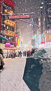Walking Tour of Seoul's Myeongdong Street in Heavy Snowfall, K-Pop Demon Hunters Korea 눈 폭설 명동거리 산책